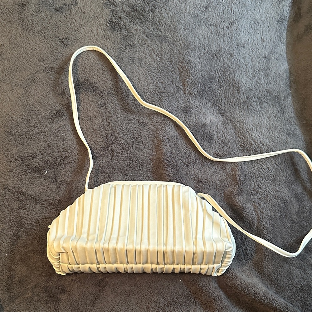 Elegant White Pleated Shoulder Bag